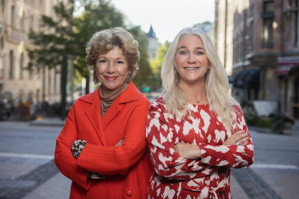 Amelia Adamo och Ann Söderlund är nya ambassadörer för VagiVital. Samarbetet är en del i VagiVitals arbete att lyfta frågan om kvinnors underlivshälsa.
